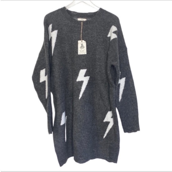 EASEL Lightning Bolt Distressed Sweater Mini Dress 1X - Picture 4 of 9